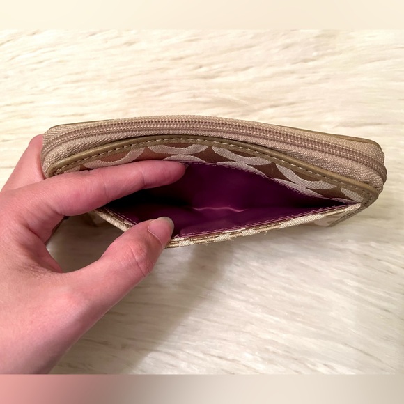 Coach Op Art Wallet/Wristlet - Picture 6 of 7